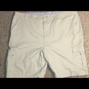 Wrangler Mens Cargo Shorts Sz 48 NWOT Tech Pocket